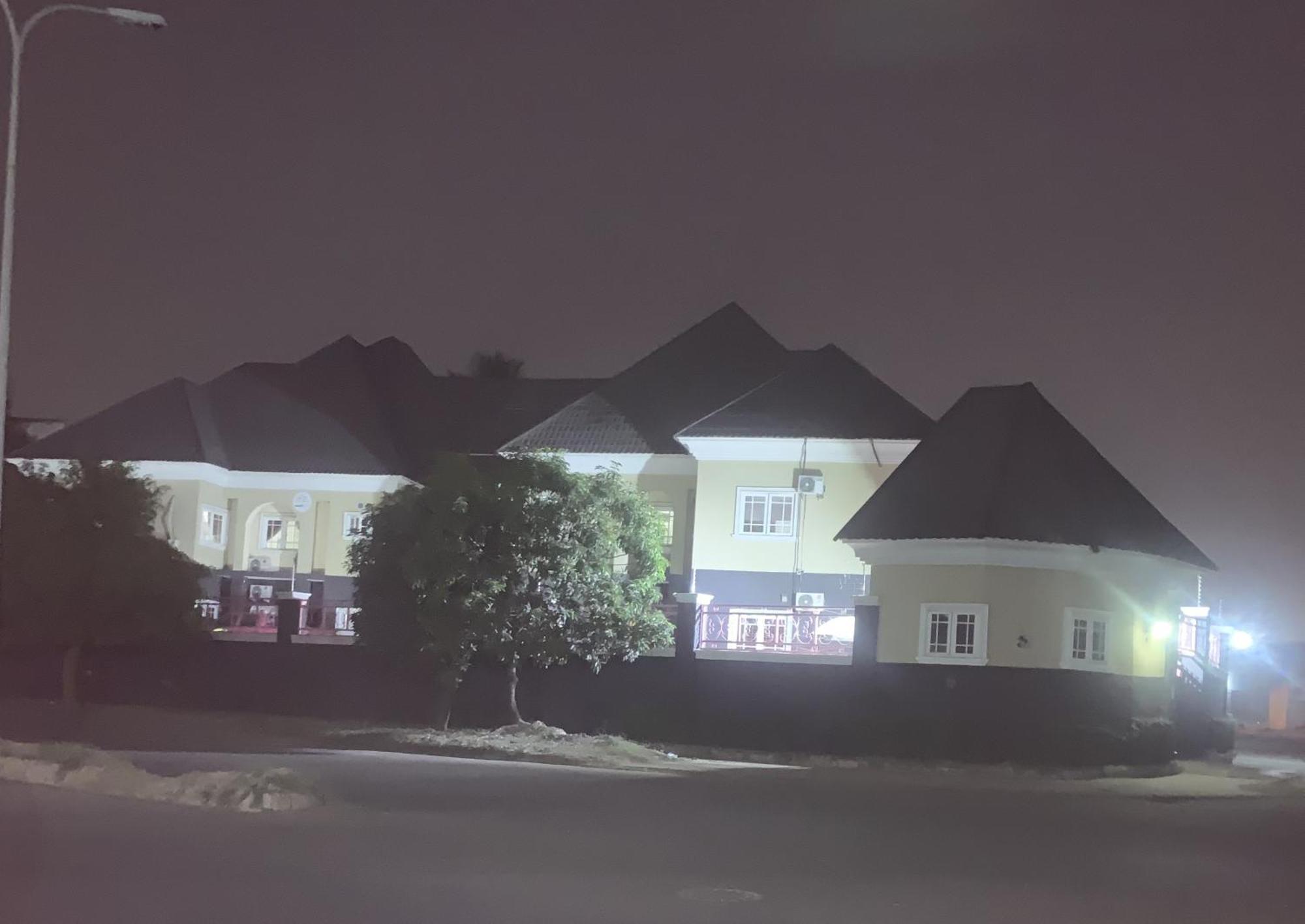 Health Plaza Abuja Aparthotel Exterior photo