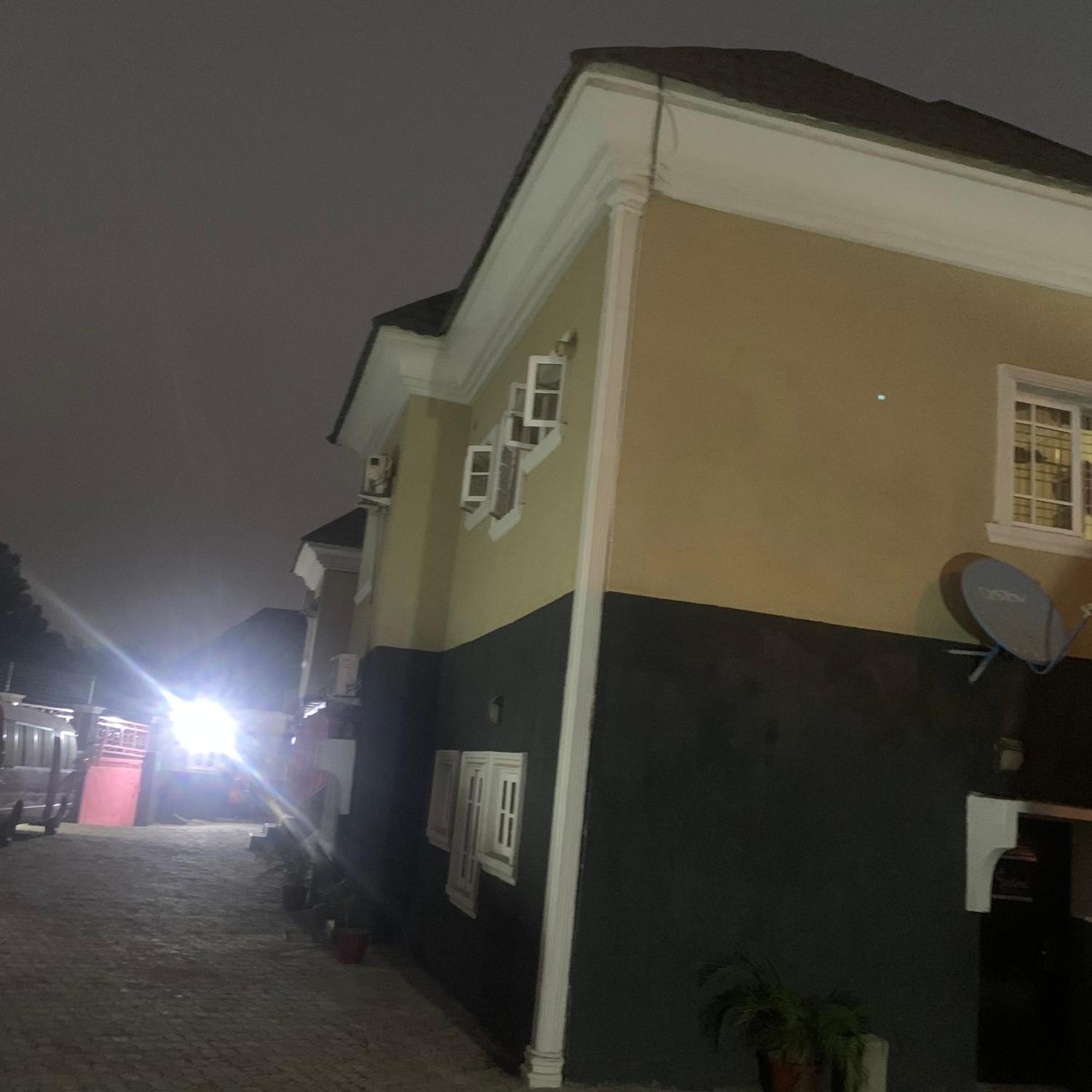 Health Plaza Abuja Aparthotel Exterior photo